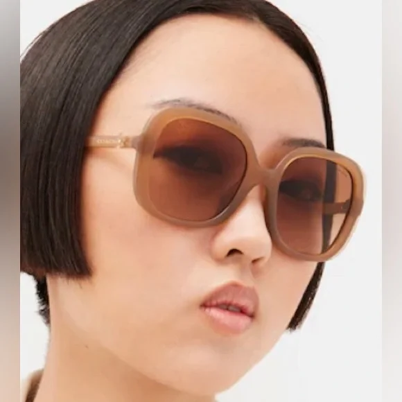 COACH Wildflower Milky Beige Sunglasses (discontinued) - Picture 5 of 8